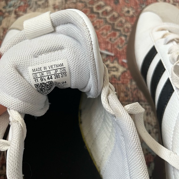 Adidas Men's Size 11 White, Black and Brown Sneakers - Picture 4 of 4